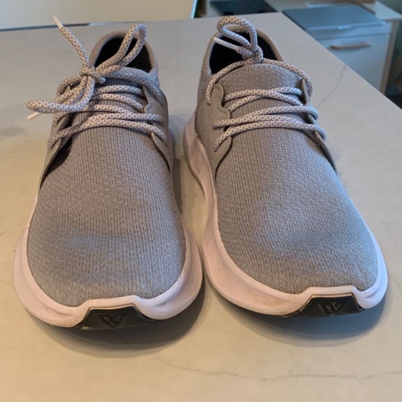 Vessi running shoes - Picture 2 of 3